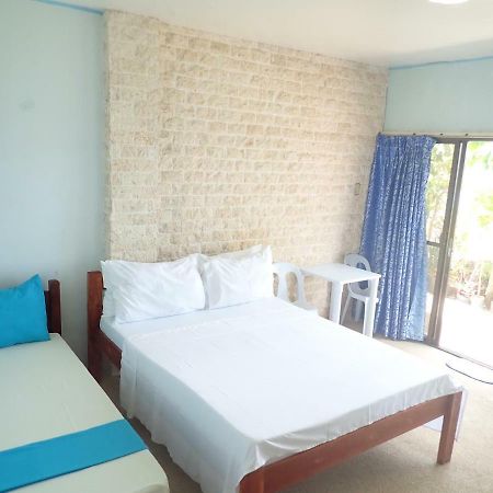 Nost Cottages Мактан Екстериор снимка