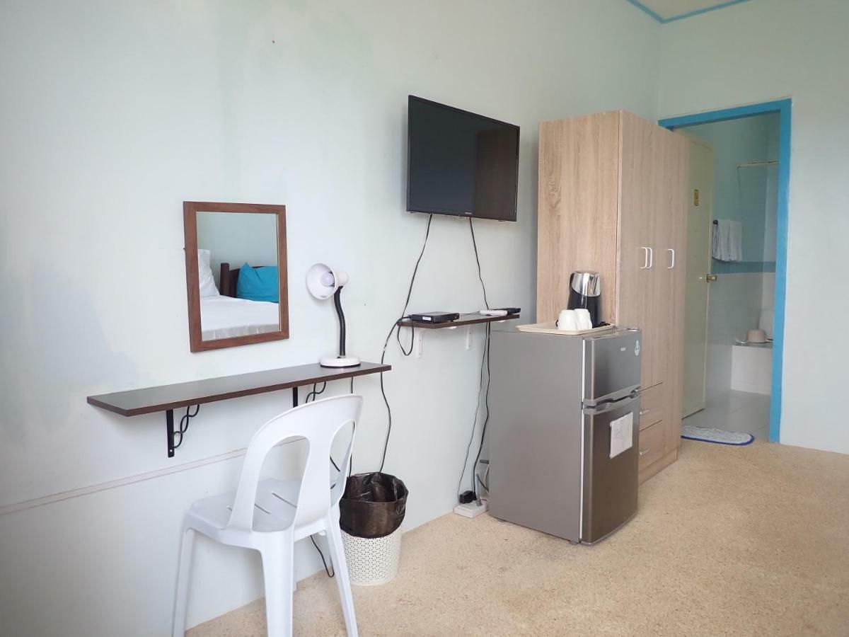 Nost Cottages Мактан Екстериор снимка