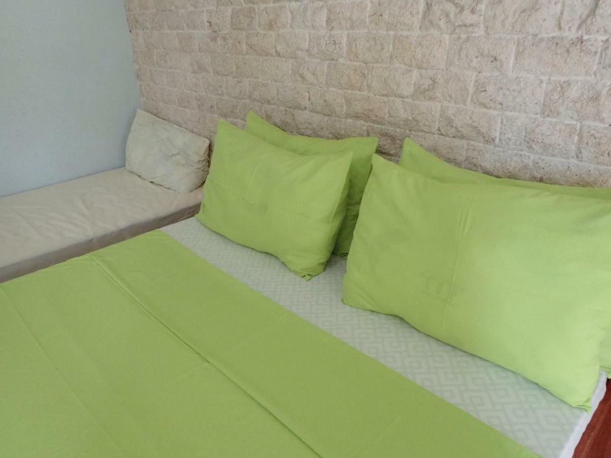 Nost Cottages Мактан Екстериор снимка