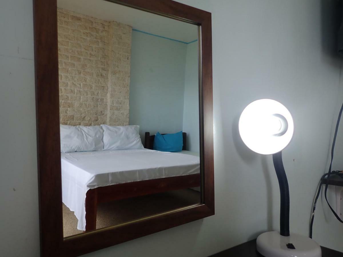 Nost Cottages Мактан Екстериор снимка